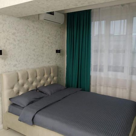 Ferienwohnung Молодежный Almaty Exterior foto